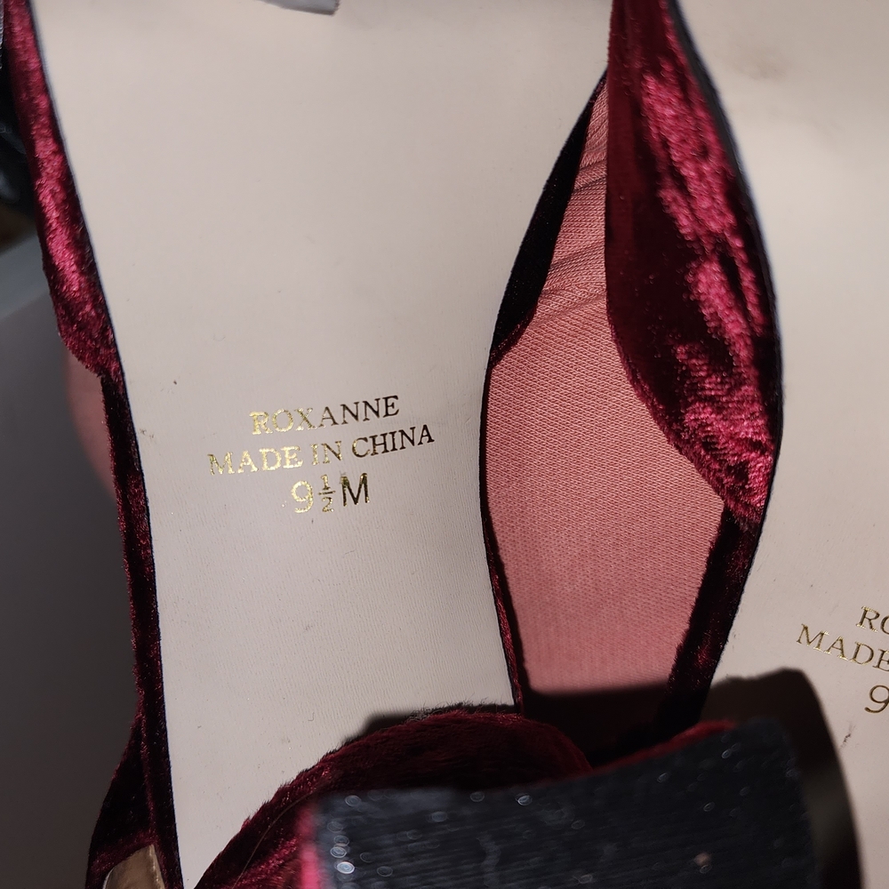 Apostrophe Women's Burgundy Velvet Heels - Picture 3 of 3